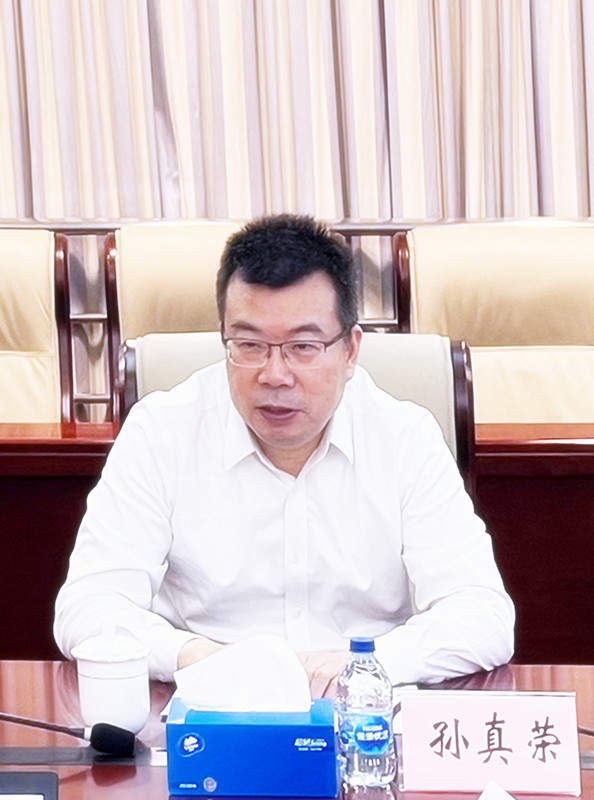 孙主任.jpeg 孙主任.jpeg