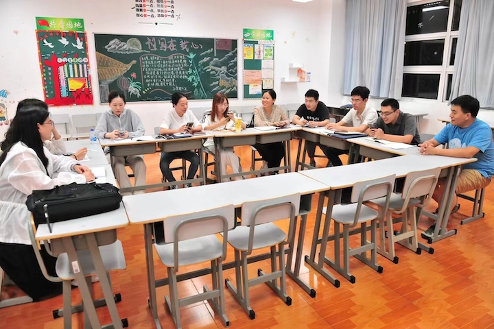 8学员讨论.jpg 8学员讨论.jpg